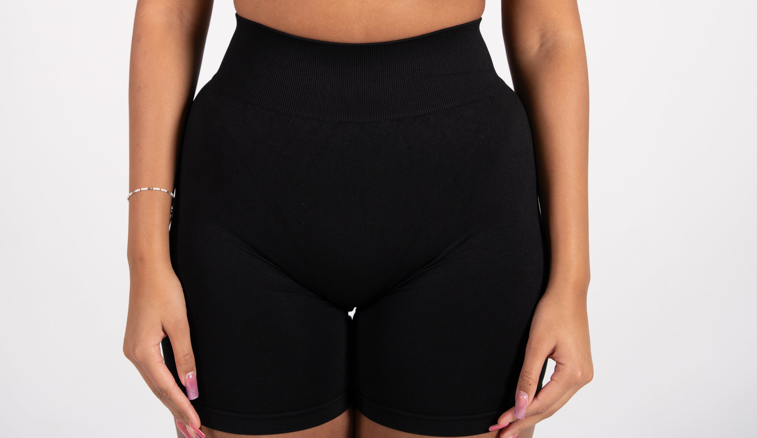 Reborn Shorts Schwarz