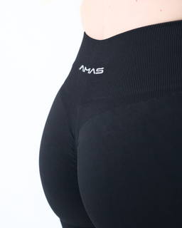 Reborn Shorts Schwarz