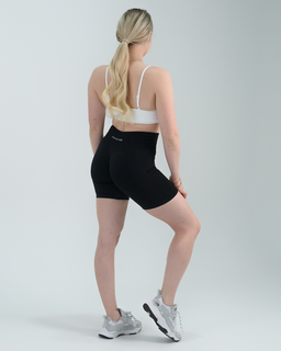 Reborn Shorts Schwarz